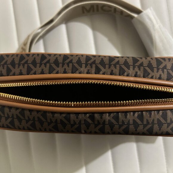 Michael Kors Jet Set Large Signature Logo Crossbody Bag - Picture 5 of 6